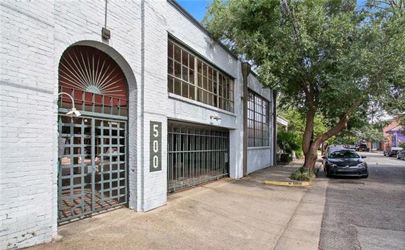 919 St. Peter